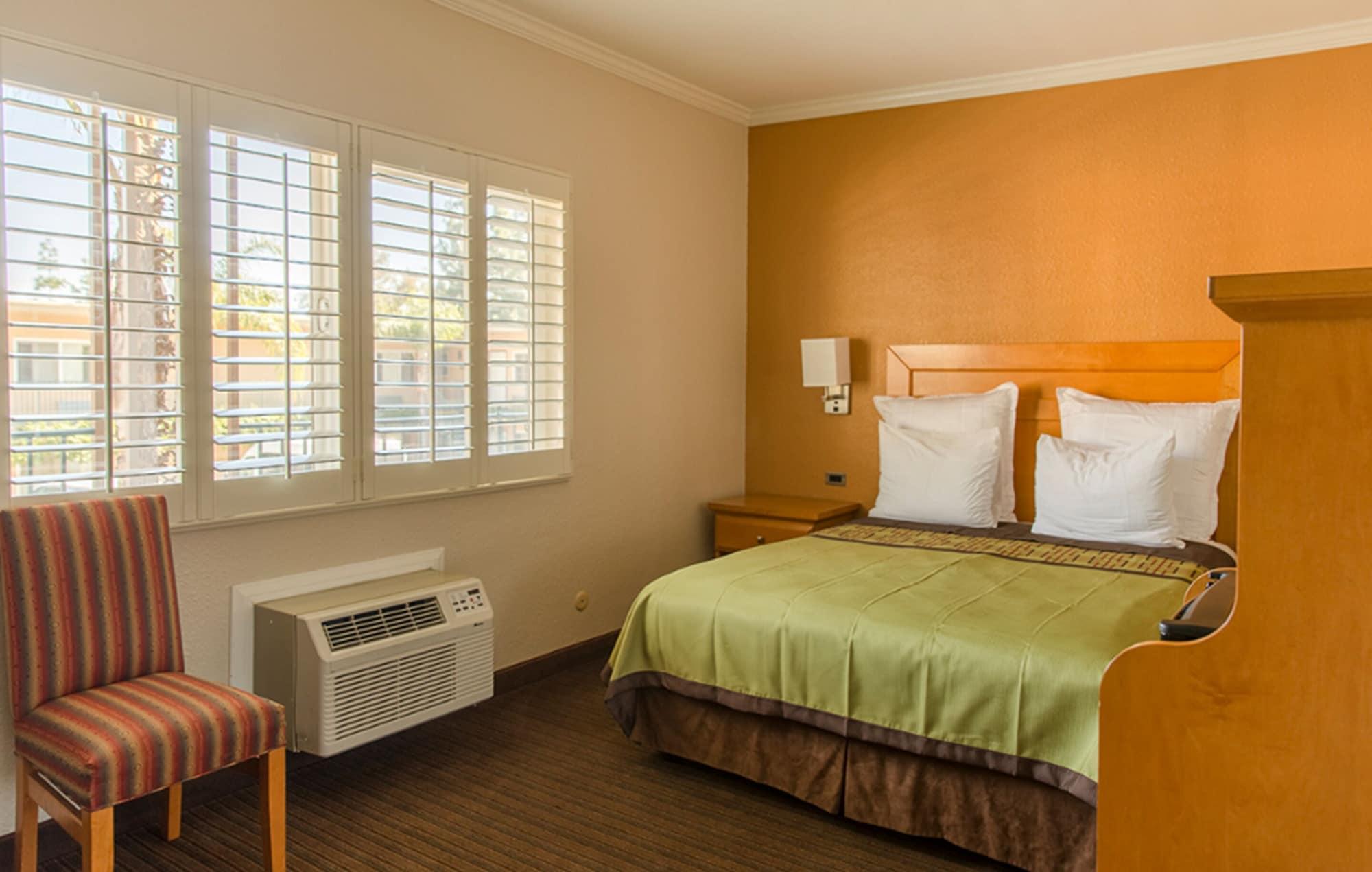 Anaheim Islander Inn And Suites Near Park And Convention Center Kültér fotó