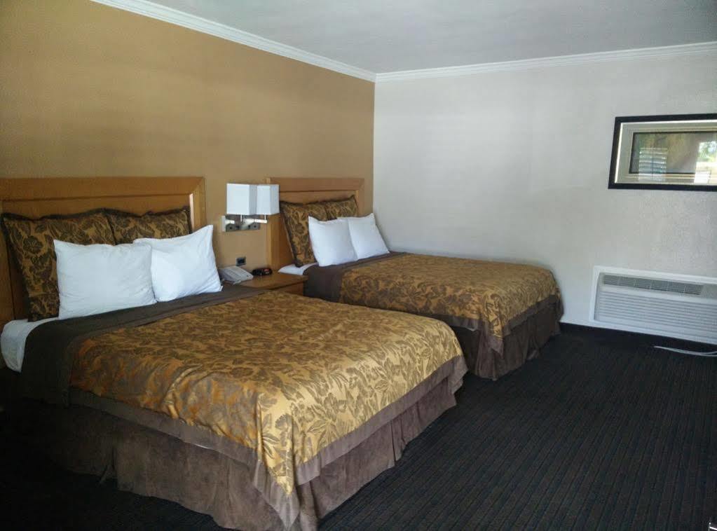 Anaheim Islander Inn And Suites Near Park And Convention Center Kültér fotó