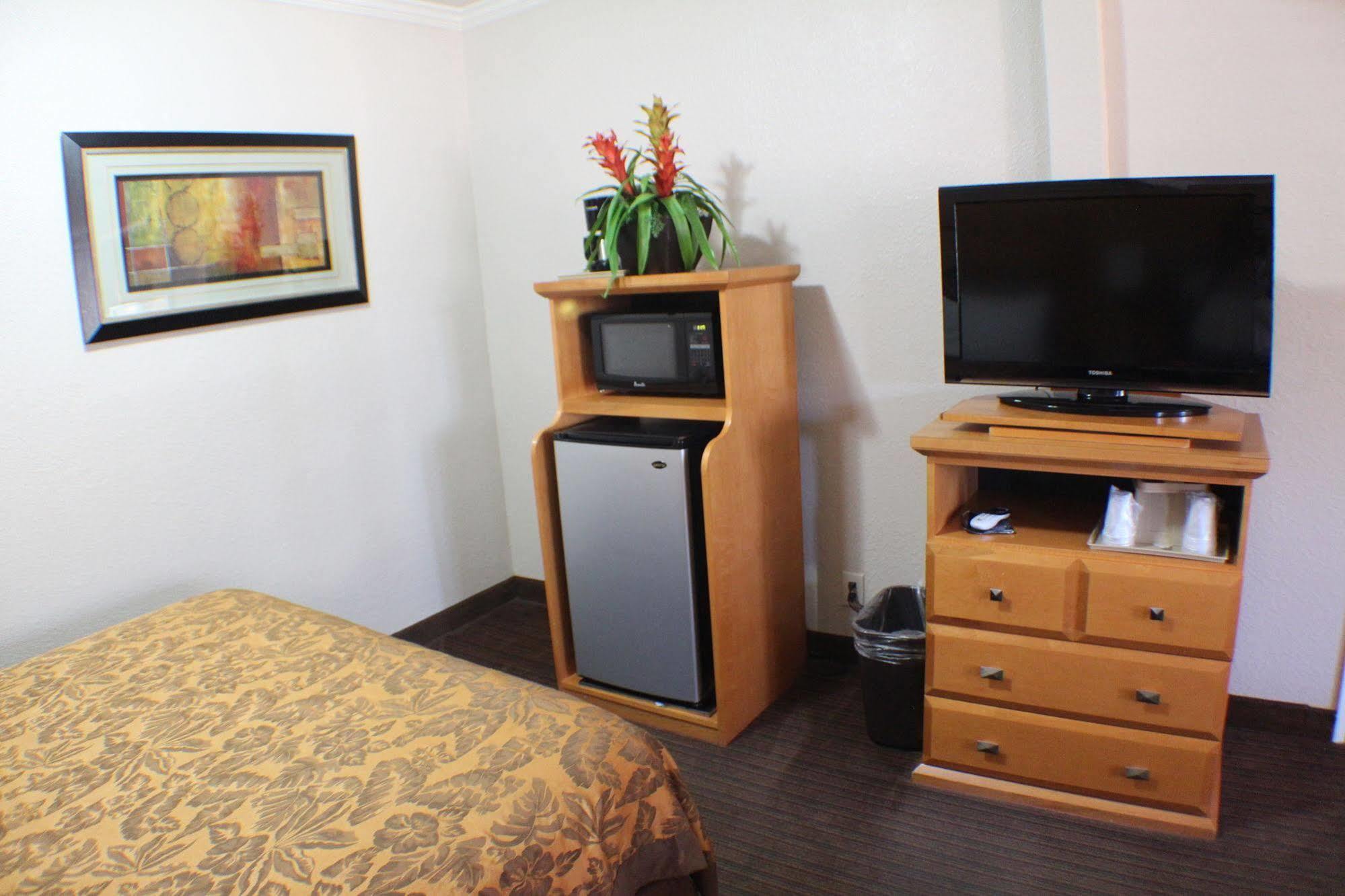 Anaheim Islander Inn And Suites Near Park And Convention Center Kültér fotó